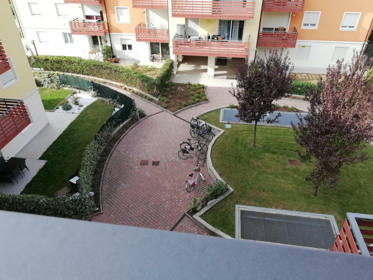 Ca Delle Rose Apartment โรเวเรโต ภายนอก รูปภาพ