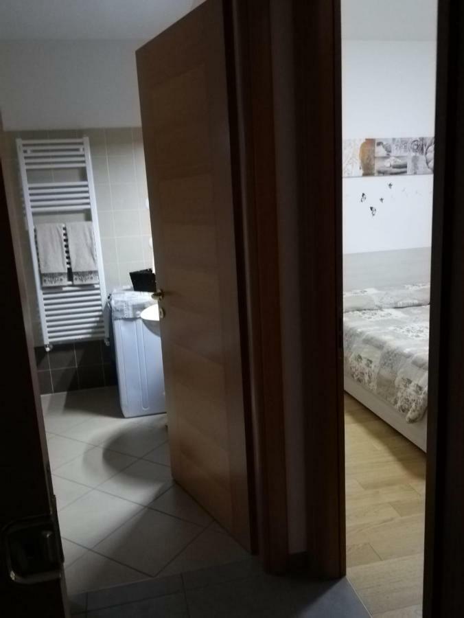 Ca Delle Rose Apartment โรเวเรโต ภายนอก รูปภาพ